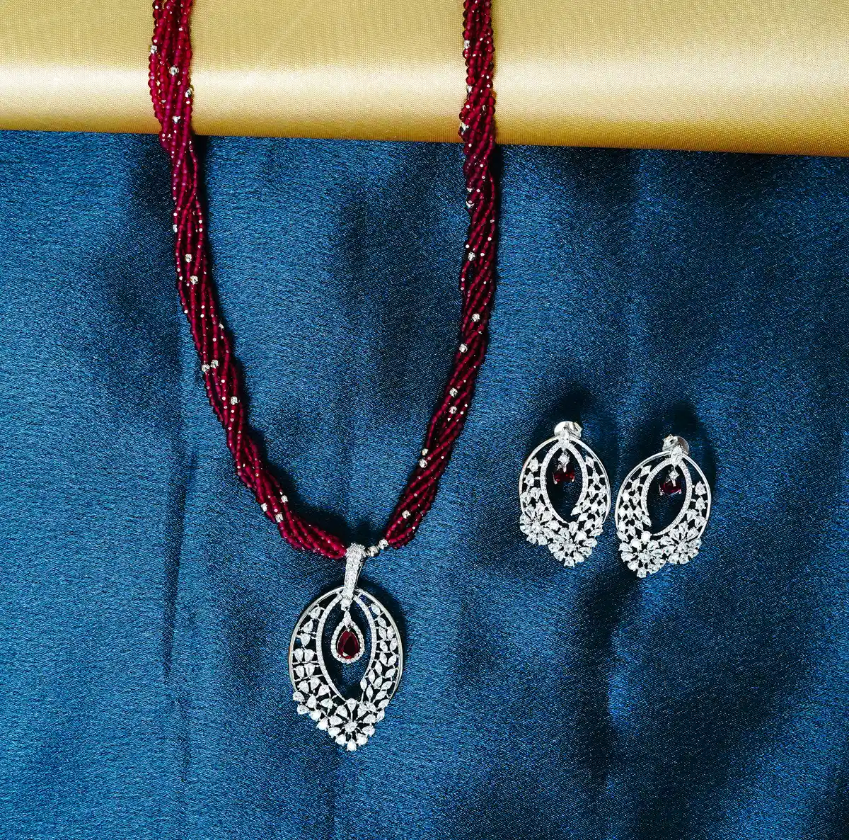 Ethereal Blue Stone Dori Necklace